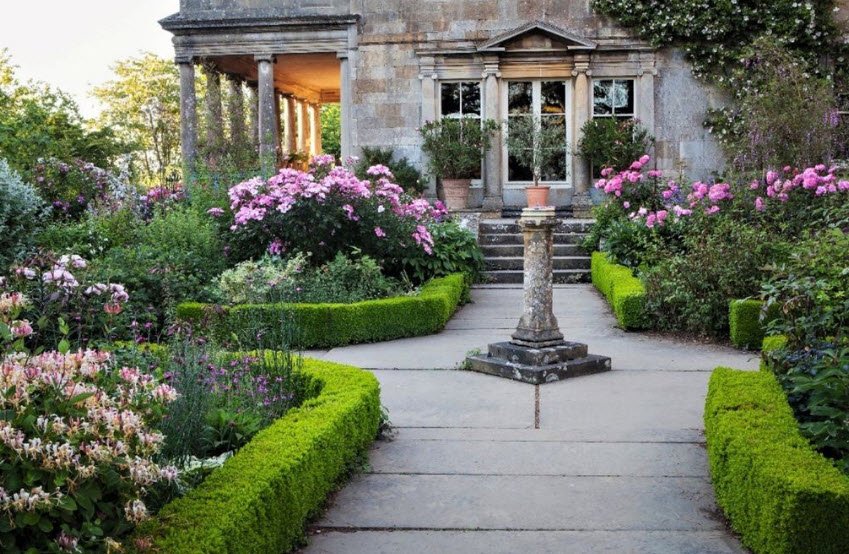 Kiftsgate Court Gardens, United Kingdom